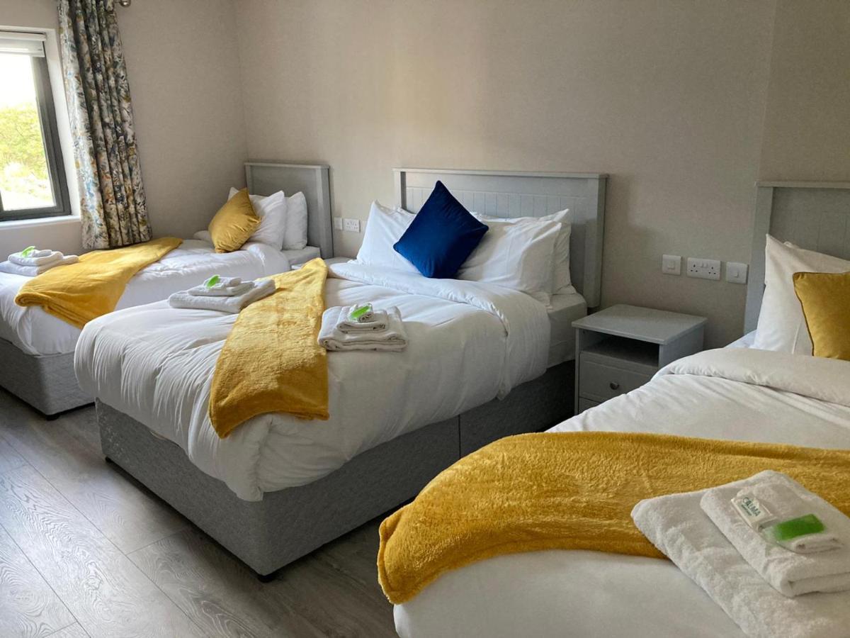 The Leitrim Inn And Blueway Lodge County Leitrim Экстерьер фото